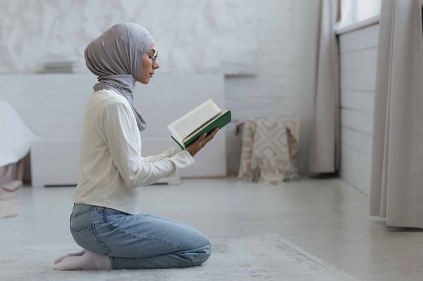 Quel est le but principal du coran en arabe ?